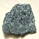 Ludwigita, Cuarzo, Calcita<br />Minas Costabona, Prats-de-Mollo-la-Preste, Haut Vallespir, Céret, Departamento Pirineos Orientales, Occitanie, Francia<br />64 mm x 55 mm. Masa: 117 g.<br /> (Autor: Carles Millan)