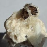 Grossular<br />Sierra de las Cruces, Sierra Mojada mining district, Municipio Sierra Mojada, Coahuila (Coahuila de Zaragoza), Mexico<br />2 x 2 cm<br /> (Author: Volkmar Stingl)