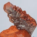 Calcite with iron oxide inclusionsZona minera Daye, Edong, Daye, Prefectura Huangshi, Provincia Hubei, Chinamain crystal size: 5 × 3.4 cm (Author: Jordi Fabre)