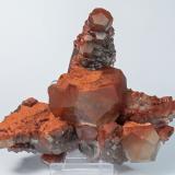 Calcite with iron oxide inclusionsMina Fengjiashan, Edong, Daye, Prefectura Huangshi, Provincia Hubei, China11.6 × 9.8 × 5.2 cm (Author: Jordi Fabre)
