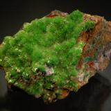 PyromorphiteMina Saint-Salvy, Saint-Salvy-de-la-Balme, Tarn, Occitanie, Francia8.4 x 5.7 x 5.0 cm (Author: Michael Shaw)