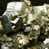 Pirita<br />Mina Noche Buena, Noche Buena, Municipio Mazapil, Zacatecas, México<br />170x110x120 mm.<br /> (Autor: Luis Edmundo Sánchez Roja)