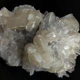 cuarzo, calcitaCharcas, Municipio Charcas, San Luis Potosí, México150x90x10 mm. (Autor: Luis Edmundo Sánchez Roja)