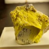 Carnotita y Tyuyamunita<br />Córcoles, Municipio Sacedón, Guadalajara, Castilla-La Mancha, España<br />4 cm<br /> (Autor: Cesar M. Salvan)