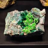 Cuprosklodowskita<br />Mina Musonoi, Kolwezi, Distrito Kolwezi, Lualaba, Cinturón de cobre de Katanga, Katanga (Shaba), República Democrática del Congo (Zaire)<br /><br /> (Autor: carles)