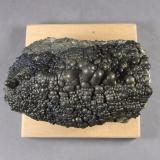 sulfuros de hierro (variedad melnikovita)Mina Niccioleta, Massa Marittima, Provincia Grosseto, Toscana, Italia9 x 5,6 x 4,2 cm. (Autor: J. G. Alcolea)