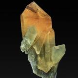 Quartz<br />Montes Claros, Minas Gerais, Brazil<br />9.6 x 4.5 cm<br /> (Author: am mizunaka)