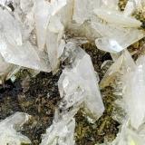 Calcita y Hemimorfita.<br />Mina Ojuela, Mapimí, Municipio Mapimí, Durango, México<br />13x10 cm.<br /> (Autor: AntonioJesus)