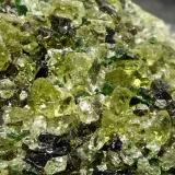 ForsteritaCampo volcánico de Santo Domingo, Mpio. Guadalcazar, San Luis Potosí, México90x80x50 mm. (Autor: Luis Edmundo Sánchez Roja)