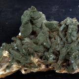 Cuarzo recubierto de Clorita<br />Alnif, Comunidad Alnif, Provincia Tinghir, Región Drâa-Tafilalet, Marruecos<br />20 x 10 cm<br /> (Autor: Pedro Antonio)