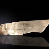 Gypsum<br />Las Amoladoras Quarries, Verdegás, Alicante/Alacant, Comarca Campo de Alicante, Alicante / Alacant, Valencian Community / Comunitat Valenciana, Spain<br />86 mm x 23 mm x 13 mm<br /> (Author: Firmo Espinar)