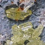 VanadinitaLa Solución Mine, Fuente Obejuna, Comarca Valle del Guadiato, Córdoba, Andalusia, SpainFOV 0.5 cm (Autor: Cesar M. Salvan)