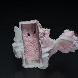 Rhodochrosite, Fluorite, Quartz<br />Sunnyside Mine group (American Tunnel Mine), Bonita Peak, Gladstone, Eureka District, San Juan County, Colorado, USA<br />4.6 x 3.8 cm<br /> (Author: am mizunaka)