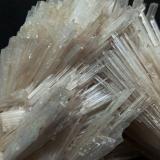 Scolecita<br />Distrito Nashik (Nasik), Maharashtra, India<br />95x100x105 mm.<br /> (Autor: Luis Edmundo Sánchez Roja)