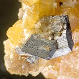 ArsenopiritaConcesión La Parrilla (corta nueva), Santa Amalia, Don Benito-Almoharín, Comarca Vegas Altas, Cáceres, Extremadura, EspañaCristal 1 cm (Autor: Cesar M. Salvan)