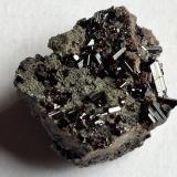 Vesuvianite<br />Bellecombe, Châtillon, Aosta Valley (Val d'Aosta), Italy<br />3 x 2,5 cm<br /> (Author: Volkmar Stingl)