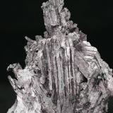 Allargentum on Calcite<br />Bouismas Mine, Agdz, Bou Azzer mining district, Zagora Province, Drâa-Tafilalet Region, Morocco<br />main crystal size: 3.2 × 1.1 cm<br /> (Author: Jordi Fabre)