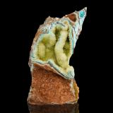 Senegalita con TurquesaMonte Kourou Diakouma (Kouroudiako), Departamento Saraya, Región Kédougou, Senegal15.5 x 8 x 6.5 cm / Cristal principal: 0.4 cm (Autor: Museo MIM)