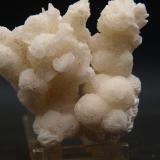 AragonitoMarble Quarries, Macael, Comarca Valle del Almanzora, Almería, Andalusia, Spain6.5 x 6 cm (Autor: Pedro Antonio)
