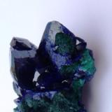 Azurita, MalaquitaMilpillas Mine, Cuitaca, Municipio Santa Cruz, Sonora, Mexico5 x 3 cm. la pieza,2 x 2 cm.  la vista de la foto (Autor: javier ruiz martin)