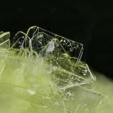 Carlhintzeita<br />Zona minera Dachang, Qinglong, Prefectura Autónoma Qianxi'nan, Provincia Guizhou, China<br />cristal principal: 0.3 × 0.1 cm<br /> (Autor: Jordi Fabre)