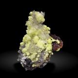 Carlhintzeita con Creedita y Gearksutita<br />Zona minera Dachang, Qinglong, Prefectura Autónoma Qianxi'nan, Provincia Guizhou, China<br />3,1 × 2,3 × 1,3 cm<br /> (Autor: Jordi Fabre)