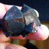Cuarzo (variedad cristal de roca), Azurita<br />Zona minera Tazalarht, Provincia Taroudant, Region Souss-Massa, Marruecos<br />4 x 3 cm.<br /> (Autor: javier ruiz martin)