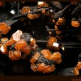 VanadinitaACF Mine, Mibladen mining district, Mibladen, Midelt, Midelt Province, Drâa-Tafilalet Region, MoroccoFoV: 3 x 2 mm (Autor: Jose Angel Carrero)