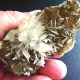 Calcita, FluoritaEl Hammam, Ait Mimoune, Khémisset Province, Rabat-Salé-Kénitra Region, Morocco8 x 5 cm. (Autor: javier ruiz martin)