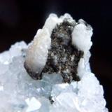 Fluorita, Cuarzo, Calcita, Pirita<br />El Hammam, Ait Mimoune, Provincia Khémisset, Región Rabat-Salé-Kénitra, Marruecos<br />5 x 4 cm.<br /> (Autor: javier ruiz martin)