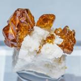Sphalerite on DolomiteMina de Áliva (Mina Las Mánforas), zona minera Áliva, macizo Picos de Europa, Camaleño, Comarca Liébana, Cantabria, EspañaSpecimen size: 2.2 x 2 x 1.2 cm / main crystal size 1.1 x 0.8 cm (Author: Jordi Fabre)