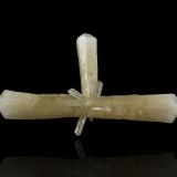 Aragonite (variety tarnowitzite)Mina Tsumeb, Tsumeb, Región Otjikoto, Namibia8.5 x 4.5 x 2.5 cm / main crystal: 4 cm (Author: MIM Museum)