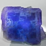 Fluorite<br />La Viesca Mine, <i>Las Calcitas</i> pocket, La Collada mining area, Huergo, Siero, Comarca Oviedo, Principality of Asturias (Asturias), Spain<br />Specimen size: 10 × 8.4 × 5.8 cm / main crystal size 8.6 × 8.1 cm<br /> (Author: Jordi Fabre)