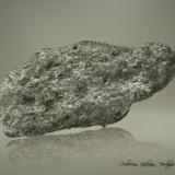 Diamante<br />Mina Kimberley, Kimberley, Distrito Francis Baard, Provincia Septentrional del Cabo, Sudáfrica<br />68 x 31 x 18 mm.<br /> (Autor: Rafael Galiana)