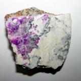 Calcita (variedad cobaltífera)Mina Solita, Peramea, Baix Pallars, Comarca Pallars Sobirà, Lérida / Lleida, Cataluña / Catalunya, España6''7 x 6''5 cm. (Autor: phrancko)