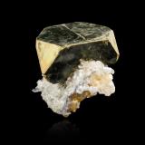Kësterite on Quartz<br />Mount Xuebaoding, Pingwu, Mianyang Prefecture, Sichuan Province, China<br />5,0	x	3,5	x	4,0	cm<br /> (Author: MIM Museum)