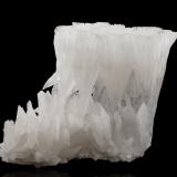 Calcite<br />Gongcheng, Guilin Prefecture, Guangxi Zhuang Autonomous Region, China<br />39,0	x	29,0	x	28,0	cm<br /> (Author: MIM Museum)