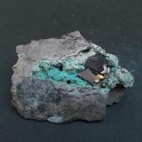 Cuprita<br />Cinturón de cobre de Katanga, Katanga (Shaba), República Democrática del Congo (Zaire)<br />6 x 5 x 2 cm<br /> (Autor: Antonio Alcaide)