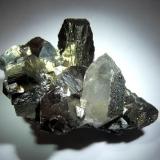 Arsenopirita y Cuarzo.<br />Mina Yaogangxian, Yizhang, Prefectura Chenzhou, Provincia Hunan, China<br />65x50mm.<br /> (Autor: Jesus Franquesa Baucells)