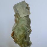 Fluorita<br />Mina Xianghuapu, Xianghualing, Linwu, Prefectura Chenzhou, Provincia Hunan, China<br />10,5 x 4,5 x 3 cm<br /> (Autor: Raúl S. Llorente)