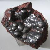 Hematites<br />Mina La Incomparable, Villafranca de Córdoba, Comarca Alto Guadalquivir, Córdoba, Andalucía, España<br />9 x 6,5 x 6 cm<br /> (Autor: Antonio Alcaide)