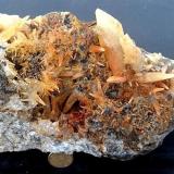 CalcitaBirrity Quarry, Arbouet-Sussaute, Pyrénées-Atlantiques, Nouvelle-Aquitaine, France30 x 12 cm (Autor: canada)