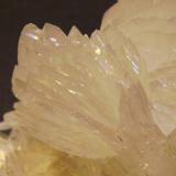 Colemanita<br />Boron, Distrito Kramer, Condado Kern, California, USA<br />8 x 6 x 3,5 cm<br /> (Autor: Antonio Alcaide)