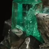 Beryl (variety emerald), Calcite, Pyrite<br />La Pita mining district, Cunas Mine, Municipio Maripí, Western Emerald Belt, Boyacá Department, Colombia<br />50x50x45mm, xl=11x7mm<br /> (Author: Fiebre Verde)