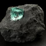 Beryl (variety emerald)<br />Muzo mining district, Western Emerald Belt, Boyacá Department, Colombia<br />45x32x33mm, xl=10x9mm<br /> (Author: Fiebre Verde)