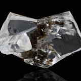 Calcite<br />Wuzhou Prefecture, Guangxi Zhuang Autonomous Region, China<br />10,5	x	7,0	x	7,5	cm<br /> (Author: MIM Museum)