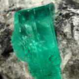 Beryl (variety emerald), Calcite<br />Coscuez mining district, Municipio San Pablo de Borbur, Western Emerald Belt, Boyacá Department, Colombia<br />44x41x23mm, xl=15x9x7mm<br /> (Author: Fiebre Verde)