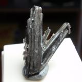 Estibinita<br />Kirguistán<br />20x30 mm<br /> (Autor: Ignacio)