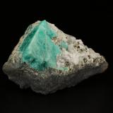 Beryl (variety emerald), Calcite, Pyrite<br />Gachalá mining district, Municipio Gachalá, Eastern Emerald Belt, Cundinamarca Department, Colombia<br />55x36x35mm, xl=24x20mm<br /> (Author: Fiebre Verde)