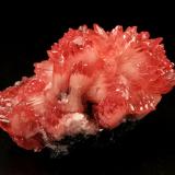 Rhodochrosite, ManganiteMina N'chwaning I, Zona minera N'Chwaning, Kuruman, Kalahari manganese field (KMF), Provincia Septentrional del Cabo, Sudáfrica39x29x27mm (Author: Fiebre Verde)